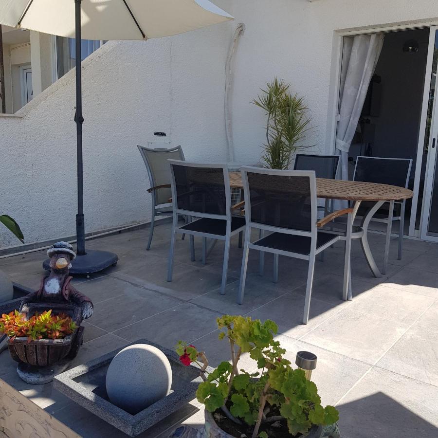 Peaceful Townhouse With Private Pool Near The Sea Lejlighed Paphos Eksteriør billede