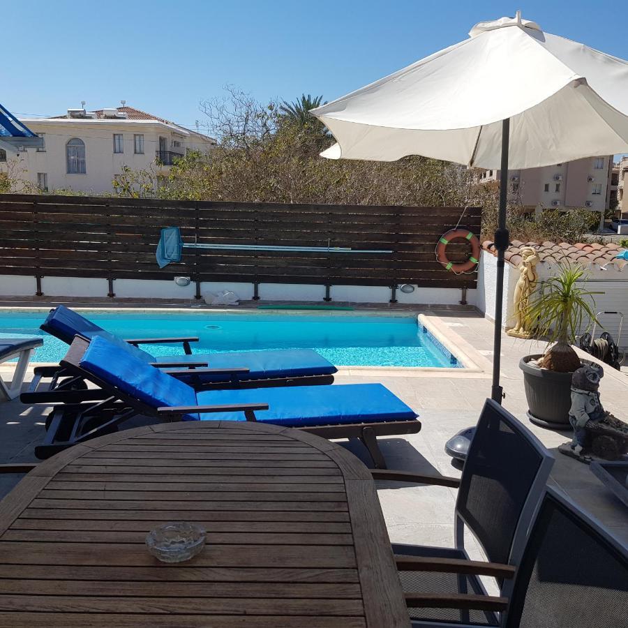 Peaceful Townhouse With Private Pool Near The Sea Lejlighed Paphos Eksteriør billede