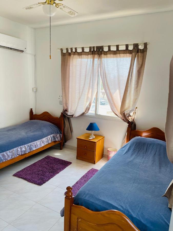 Peaceful Townhouse With Private Pool Near The Sea Lejlighed Paphos Eksteriør billede