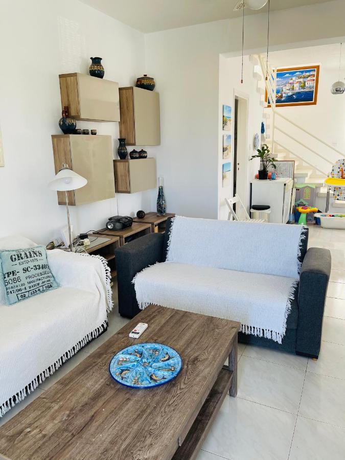 Peaceful Townhouse With Private Pool Near The Sea Lejlighed Paphos Eksteriør billede