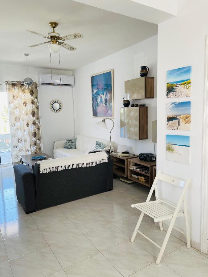 Peaceful Townhouse With Private Pool Near The Sea Lejlighed Paphos Eksteriør billede